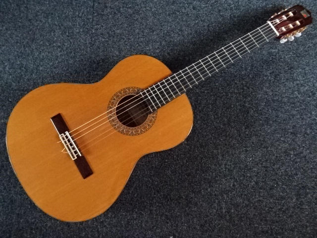 mécaniques de guitare classique professionnel Alhambra N4 a vendre
